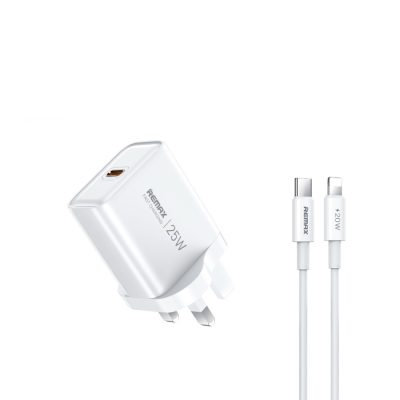 شارژر دیواری 25 وات ریمکس مدل IPHONE 13 به همراه کابل لایتنینگ