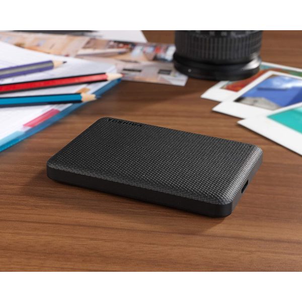 هارد اکسترنال توشیبا مدل Canvio Advance ظرفیت دو ترابایت دارای رابط USB Type-A 3.2