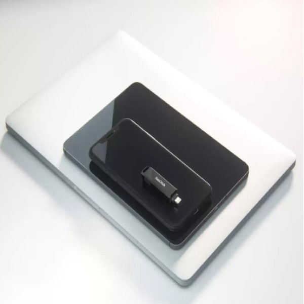 فلش مموری سن دیسک مدل PHONE DRIVE ( LIGHTNING / TYPE-C ) ظرفیت 256 گیگابایت با رابط لایتنینگ، USB Type-C فلش مموری سن دیسک مدل PHONE DRIVE ( LIGHTNING / TYPE-C ) ظرفیت 256 گیگابایت با رابط لایتنینگ، USB Type-C