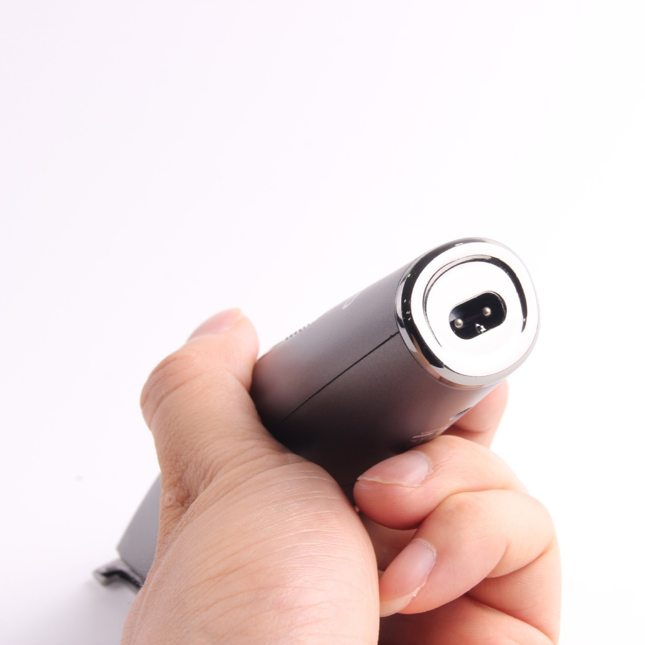 ماشین اصلاح موی سر و صورت و بدن جیمی مدل 666 ماشین اصلاح موی سر و صورت و بدن جیمی مدل 666