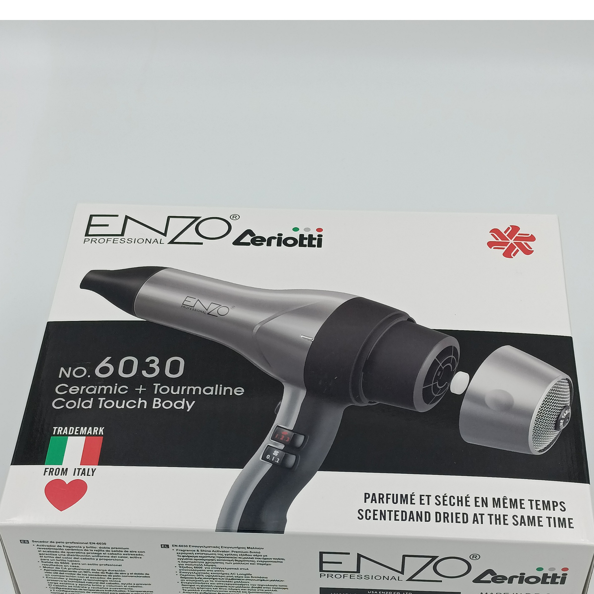 سشوار حرفه ای انزو پروفیشینال مدل en-6030 سشوار حرفه ای انزو پروفیشینال مدل en-6030